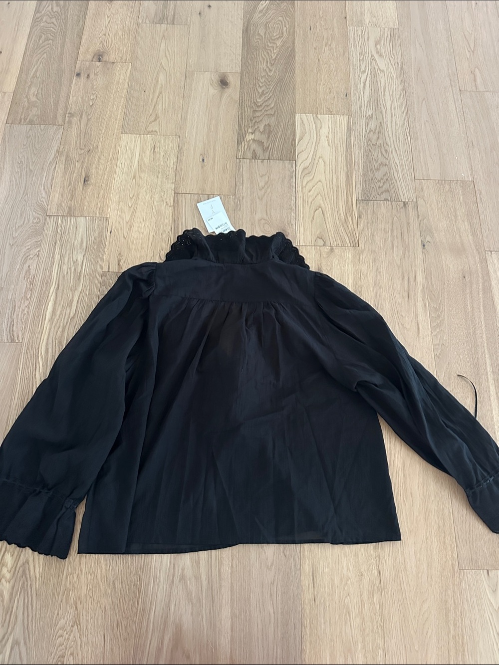Wayf Black Ruffled V-Neck Blouse - Picture 4 of 4